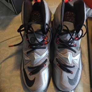 Nike Gray and Black Sneakers with Modern Design